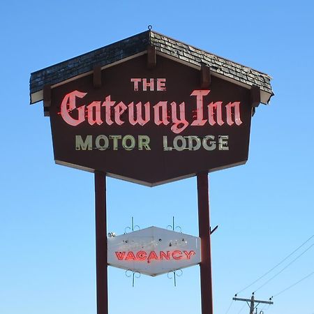 The Gateway Inn Canmore Exteriér fotografie