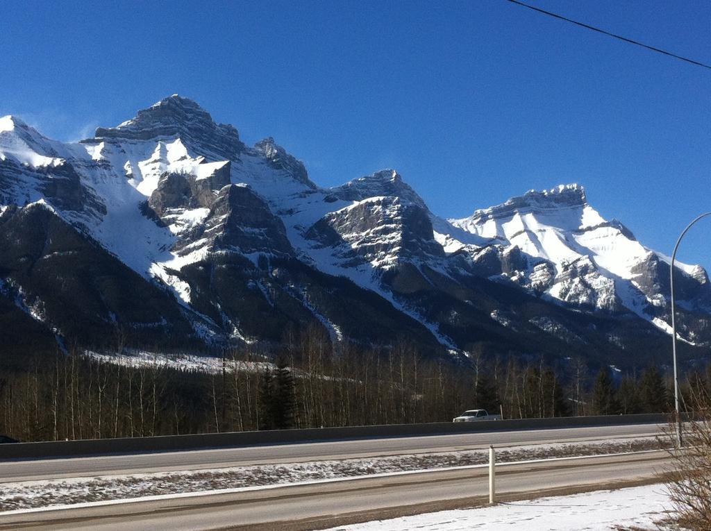 The Gateway Inn Canmore Exteriér fotografie